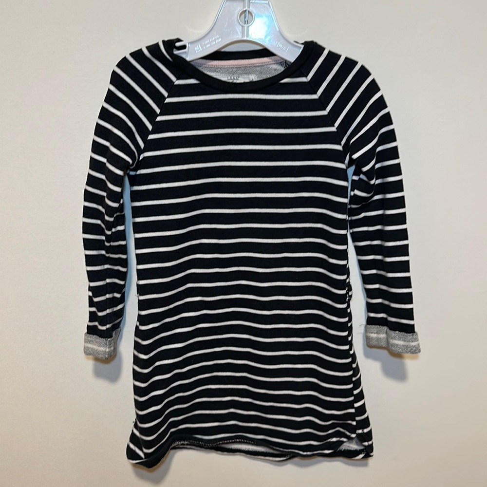 H&M L.O.G.G size 2-4 Dress